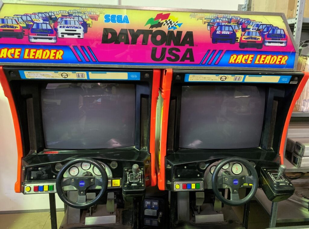 APPARECCHIO SEGA DAYTONA USA DOPPIA NON FUNZIONANTE PER RICAMBI