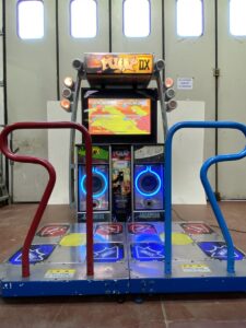 ANDAMIRO PUMP IT UP DX